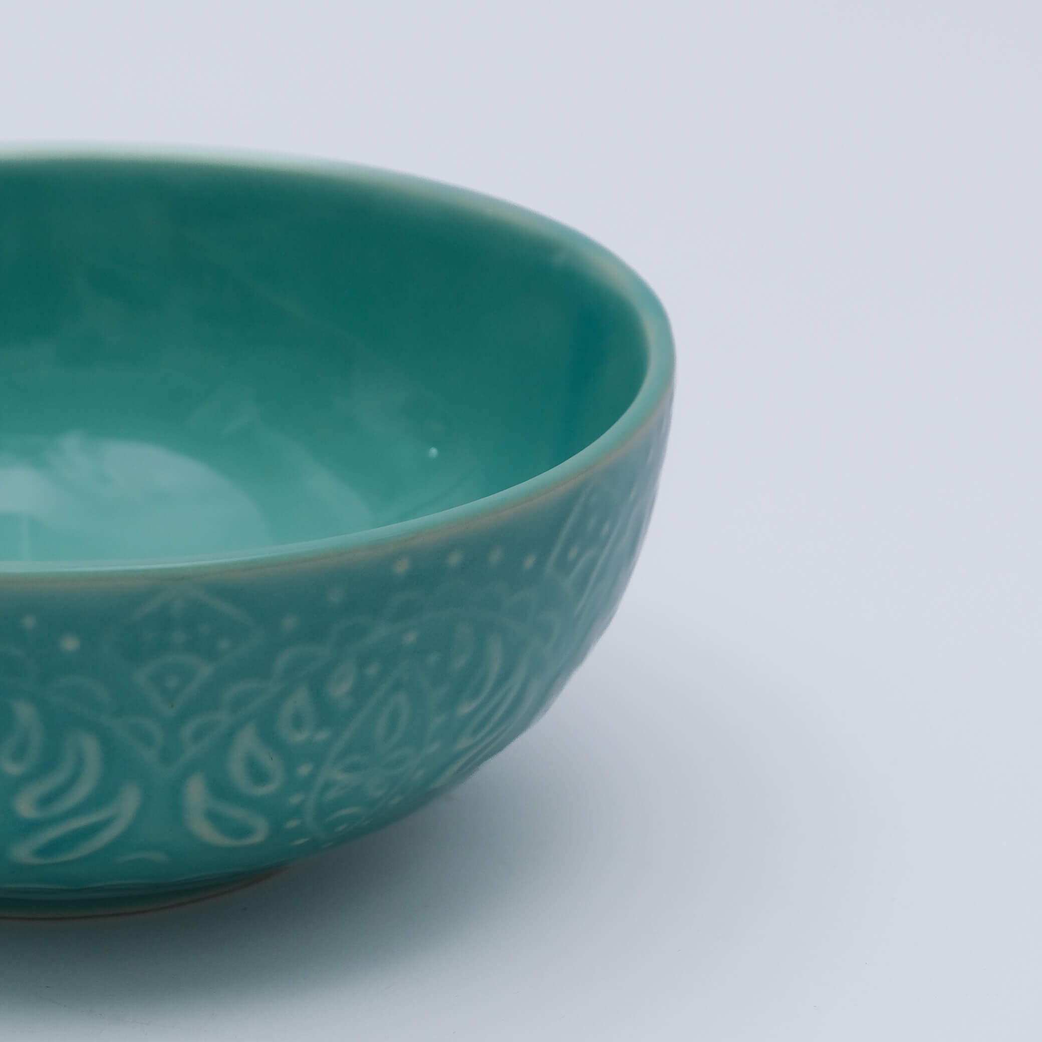 Flower Embossed 8" Serve Bowl