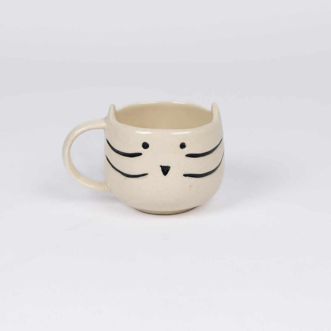 Whisker Mug – Cat-Inspired Ceramic Cup