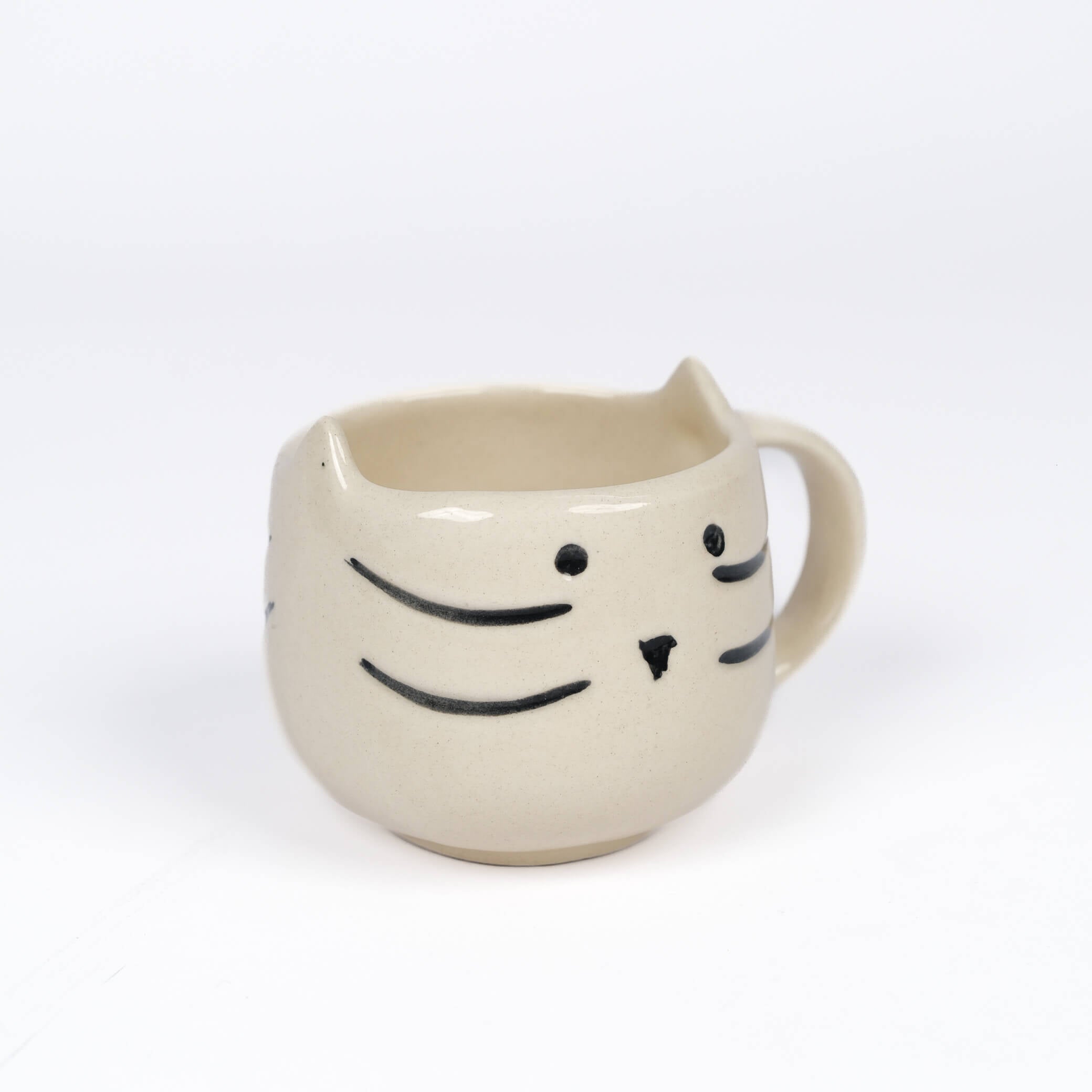Whisker Mug – Cat-Inspired Ceramic Cup